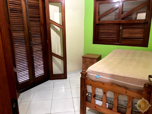 Imagem Casa com 6 Quartos à Venda, 375 m² em Centro - Ubatuba Imagem Casa com 6 Quartos à Venda, 375 m² em Centro - Ubatuba
