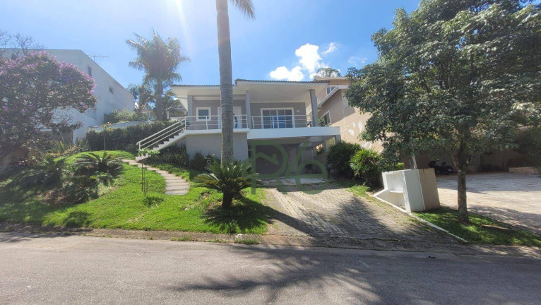 Casa com 4 Quartos à Venda, 323 m² em Golf Village - Carapicuíba