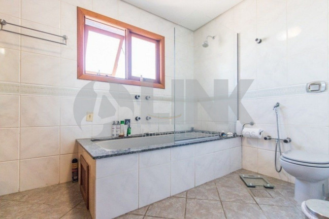 Imagem Imóvel com 3 Quartos à Venda, 384 m² em Petrópolis - Porto Alegre