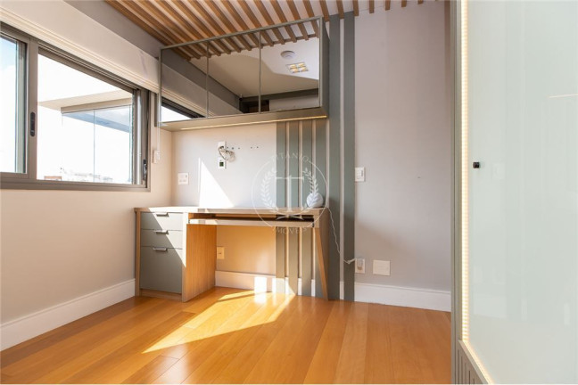 Imagem Apartamento com 3 Quartos à Venda, 131 m² em Mirandópolis - São Paulo