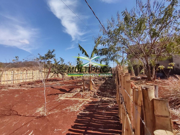 Imagem Chácara à Venda, 2 m² em Centro - Uberlândia Imagem Chácara à Venda, 2 m² em Centro - Uberlândia