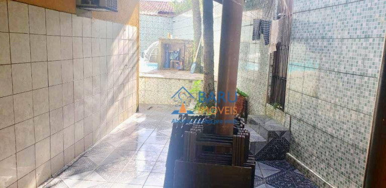 Imagem Casa com 2 Quartos à Venda, 180 m² em Agenor De Campos - Mongaguá