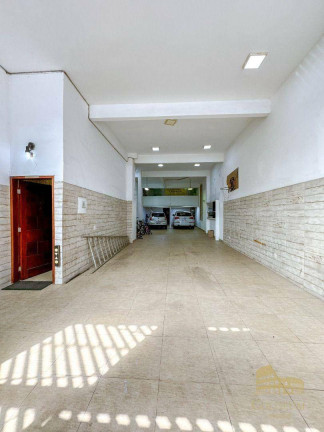 Sobrado com 3 Quartos à Venda, 451 m² em Boqueirão - Praia Grande