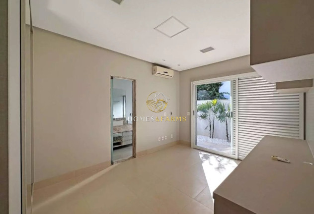 Imagem Casa com 3 Quartos à Venda, 250 m² em Jardins Verona - Goiânia Imagem Casa com 3 Quartos à Venda, 250 m² em Jardins Verona - Goiânia