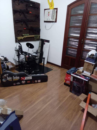 Imagem Casa com 3 Quartos à Venda, 240 m² em Fonseca - Niterói Imagem Casa com 3 Quartos à Venda, 240 m² em Fonseca - Niterói
