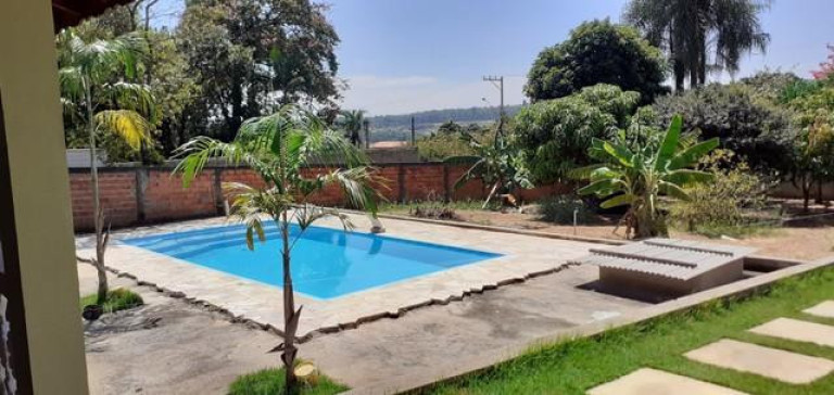 Imagem Casa com 2 Quartos à Venda, 380 m² em Vila Perseu Leite De Barros - Campinas Imagem Casa com 2 Quartos à Venda, 380 m² em Vila Perseu Leite De Barros - Campinas