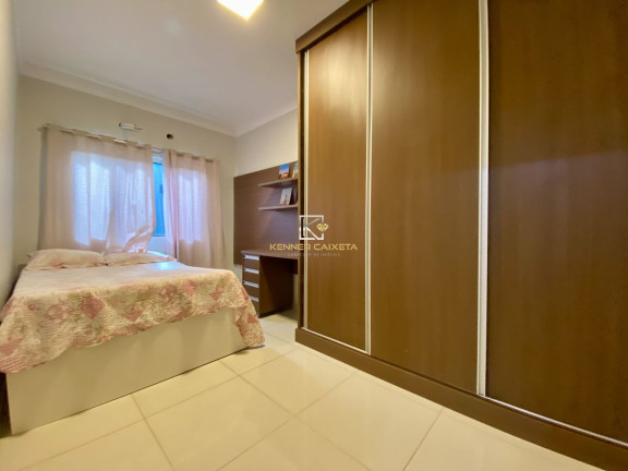 Imagem Casa com 3 Quartos à Venda, 220 m² em Belvedere - Patos De Minas