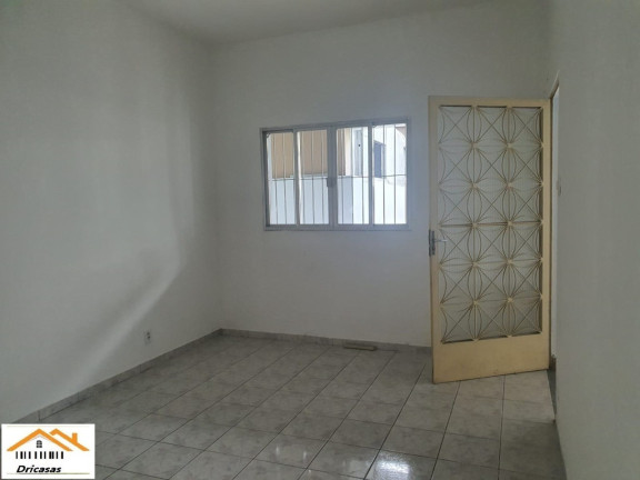 Imagem Sobrado com 6 Quartos à Venda,  em Senador Camará - Rio De Janeiro