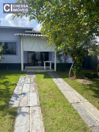 Imagem Casa com 2 Quartos à Venda, 300 m² em Espinheiros - Itajaí