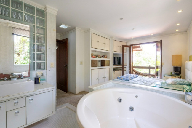Imagem Casa com 3 Quartos à Venda, em Transurb - Itapevi Imagem Casa com 3 Quartos à Venda, em Transurb - Itapevi