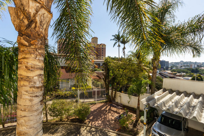 Imagem Apartamento com 3 Quartos à Venda, 82 m² em Teresópolis - Porto Alegre