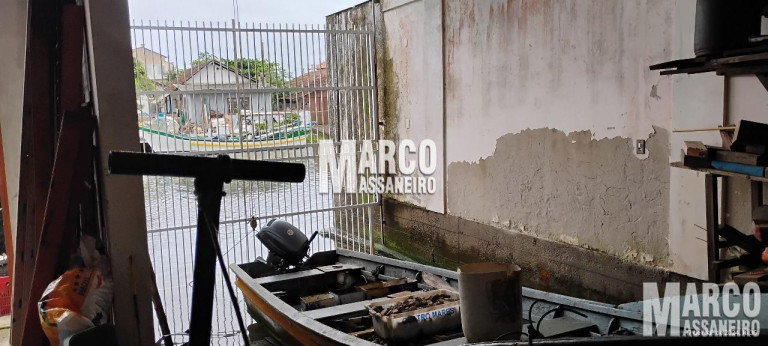 Imagem Casa com 3 Quartos à Venda, 400 m² em Centro - Balneário Barra Do Sul