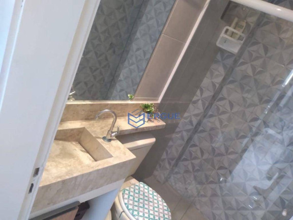 Imagem Apartamento com 2 Quartos à Venda, 67 m² em Icaraí - Caucaia