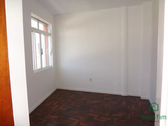 Imagem Sala Comercial à Venda, 60 m² em Centro Histórico - Porto Alegre Imagem Sala Comercial à Venda, 60 m² em Centro Histórico - Porto Alegre