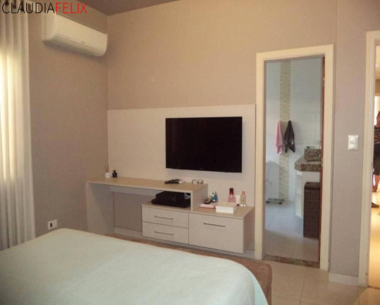 Imagem Casa com 3 Quartos à Venda, 227 m² em Guilhermina - Praia Grande