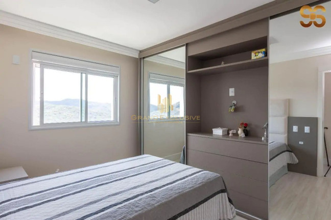 Imagem Apartamento com 4 Quartos à Venda, 228 m² em Pioneiros - Balneário Camboriú