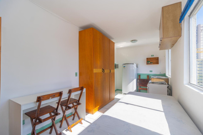Imagem Apartamento com 1 Quarto para Alugar, 18 m² em Centro - Curitiba
