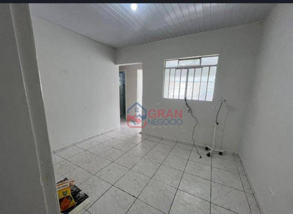 Imagem Casa com 3 Quartos à Venda, 60 m² em Ganchinho - Curitiba Imagem Casa com 3 Quartos à Venda, 60 m² em Ganchinho - Curitiba