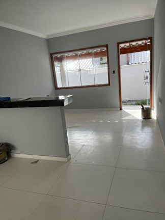 Imagem Casa com 2 Quartos à Venda, 80 m² em Extensão Serramar - Rio Das Ostras