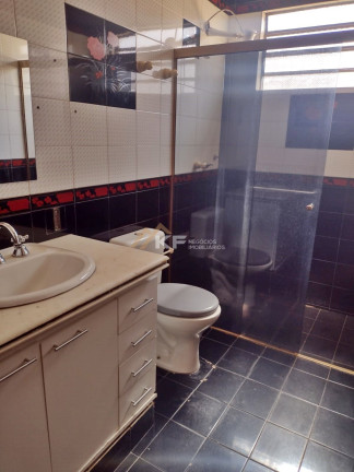 Imagem Imóvel com 3 Quartos à Venda, 204 m² em Independência - Ribeirão Preto Imagem Imóvel com 3 Quartos à Venda, 204 m² em Independência - Ribeirão Preto