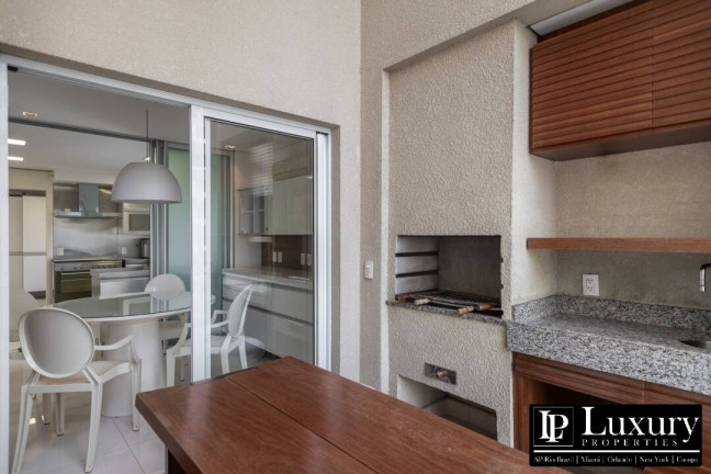 Imagem Apartamento com 4 Quartos à Venda, 346 m² em Moema - São Paulo Imagem Apartamento com 4 Quartos à Venda, 346 m² em Moema - São Paulo