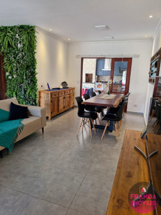Imagem Casa com 2 Quartos à Venda, 117 m² em Centro - Ubatuba Imagem Casa com 2 Quartos à Venda, 117 m² em Centro - Ubatuba