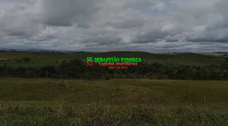 Chácara à Venda, 5.000 m² em Chácara Marambaia - Caçapava