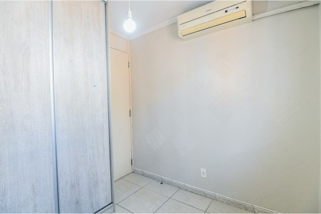 Imagem Casa de Condomínio com 3 Quartos à Venda, 84 m² em Jardim Itu - Porto Alegre