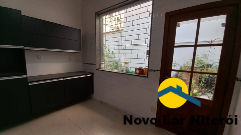 Imagem Casa com 4 Quartos à Venda, 220 m² em Ingá - Niterói Imagem Casa com 4 Quartos à Venda, 220 m² em Ingá - Niterói