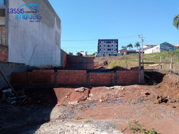 Imagem Terreno à Venda, 154 m² em Monza - Colombo Imagem Terreno à Venda, 154 m² em Monza - Colombo