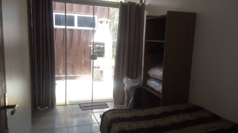Imagem Apartamento com 1 Quarto para Temporada, 32 m² em Bombas - Bombinhas