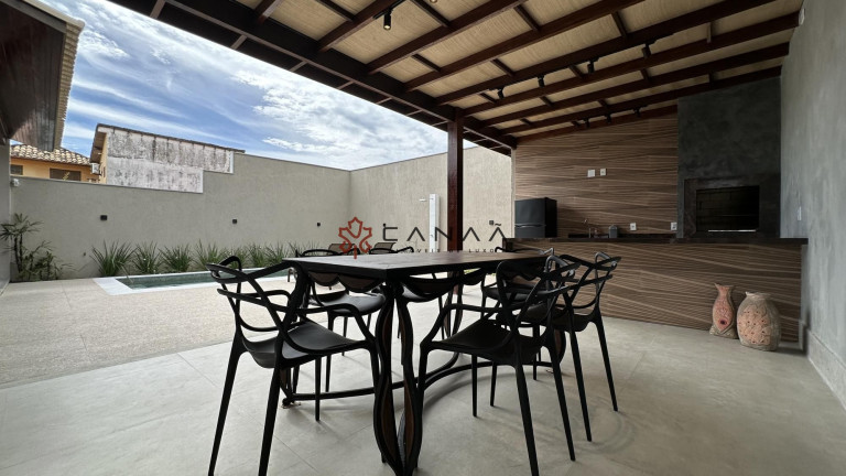 Imagem Casa com 4 Quartos à Venda, 259 m² em Geribá - Armação Dos Búzios Imagem Casa com 4 Quartos à Venda, 259 m² em Geribá - Armação Dos Búzios