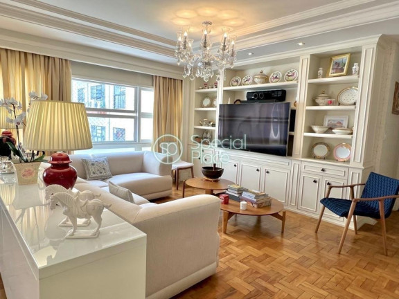 Apartamento com 3 Quartos à Venda, 250 m² em Jardim América - São Paulo