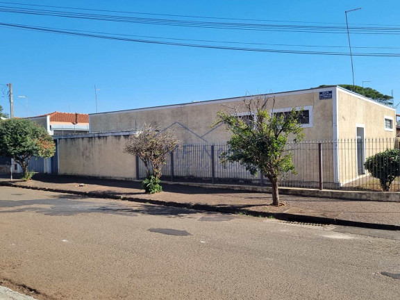 Imagem Casa com 3 Quartos à Venda, 341 m² em Jardim Roma - Pirassununga