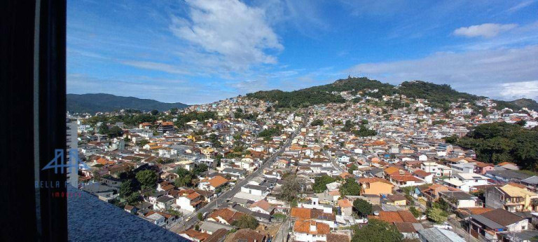 Imagem Apartamento com 3 Quartos à Venda, 123 m² em Agronômica - Florianópolis Imagem Apartamento com 3 Quartos à Venda, 123 m² em Agronômica - Florianópolis