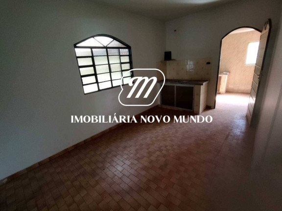 Imagem Casa com 2 Quartos à Venda, 400 m² em Umuarama - Uberlândia