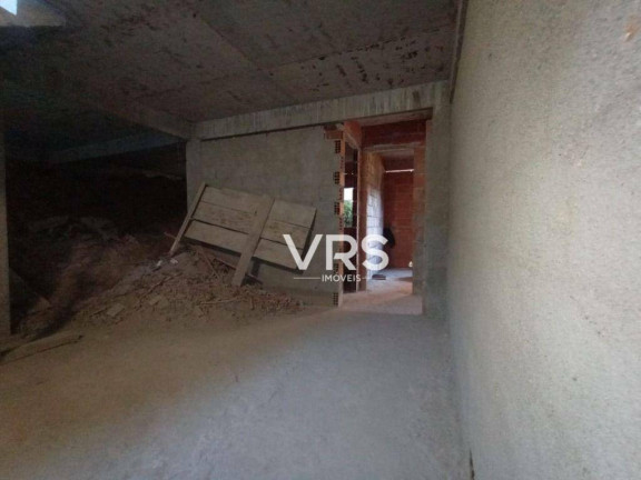 Imagem Casa com 3 Quartos à Venda, 334 m² em Albuquerque - Teresópolis Imagem Casa com 3 Quartos à Venda, 334 m² em Albuquerque - Teresópolis