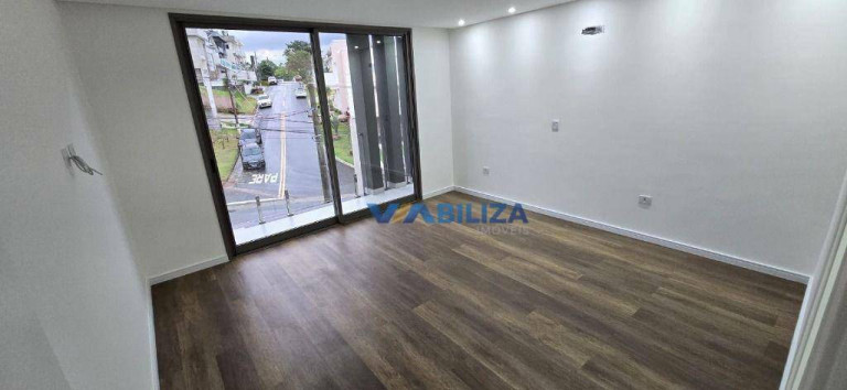 Imagem Sobrado com 4 Quartos à Venda, 300 m² em Perová - Arujá Imagem Sobrado com 4 Quartos à Venda, 300 m² em Perová - Arujá