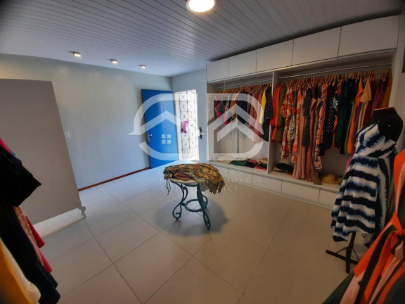 Imagem Casa com 4 Quartos à Venda, 292 m² em Sapiranga - Fortaleza