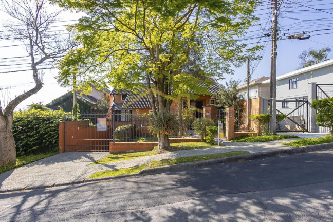 Imagem Casa com 5 Quartos à Venda, 452 m² em Vista Alegre - Curitiba
