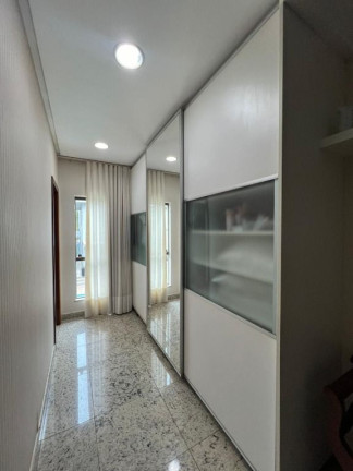Imagem Sobrado com 4 Quartos à Venda, 473 m² em Loteamento Portal Do Sol I - Goiânia