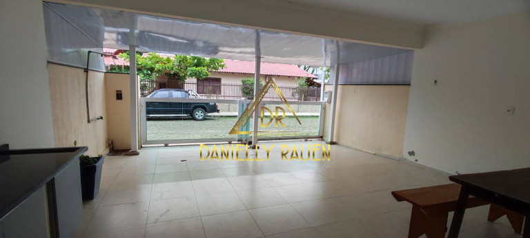 Imagem Casa com 3 Quartos à Venda, 94 m² em Itacolomi - Balneário Piçarras