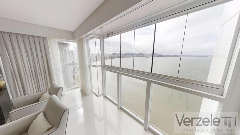 Imagem Apartamento com 4 Quartos à Venda, 237 m² em Barra Sul - Balneário Camboriú Imagem Apartamento com 4 Quartos à Venda, 237 m² em Barra Sul - Balneário Camboriú