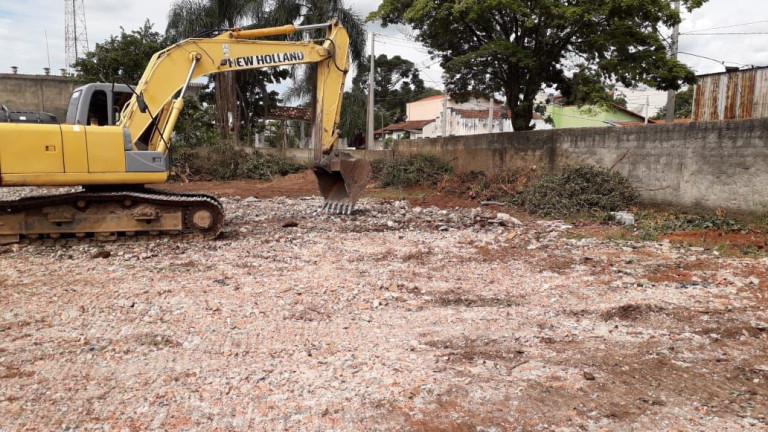 Imagem Terreno à Venda, 2.560 m² em Centro - Capela Do Alto Imagem Terreno à Venda, 2.560 m² em Centro - Capela Do Alto