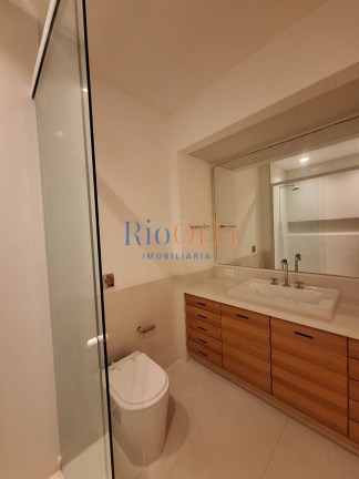Imagem Apartamento com 3 Quartos à Venda, 240 m² em Leblon - Rio De Janeiro