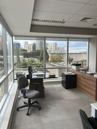 Imagem Sala Comercial para Alugar, 64 m² em Alphaville Centro Industrial E Empresarial/alphaville. - Barueri Imagem Sala Comercial para Alugar, 64 m² em Alphaville Centro Industrial E Empresarial/alphaville. - Barueri