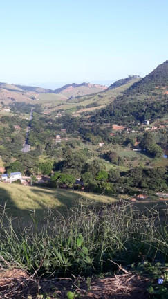 Imagem Chácara à Venda, 1.960 m² Imagem Chácara à Venda, 1.960 m²