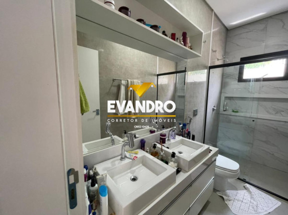 Imagem Casa com 3 Quartos à Venda, 215 m² em Condomínio Belvedere - Cuiabá Imagem Casa com 3 Quartos à Venda, 215 m² em Condomínio Belvedere - Cuiabá