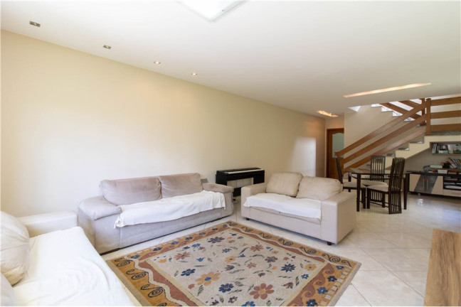 Sobrado com 3 Quartos à Venda, 145 m² em Vila Rosália - Guarulhos