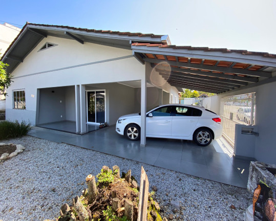 Imagem Sobrado com 3 Quartos para Alugar, 120 m² em Jardim Maluche - Brusque